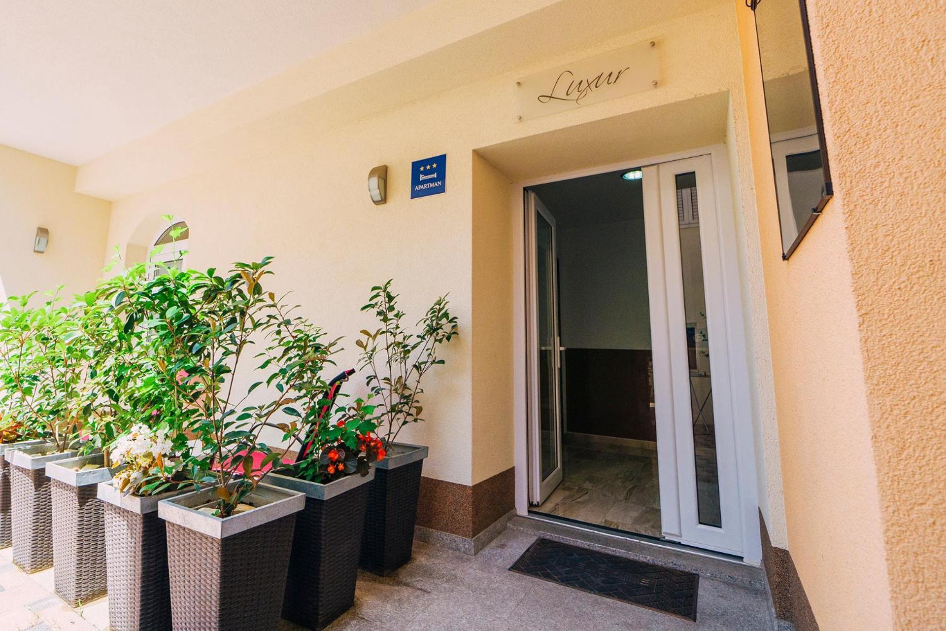 Апартаменти Luxur Centar With Sea View Terrace Башка-Вода Екстер'єр фото